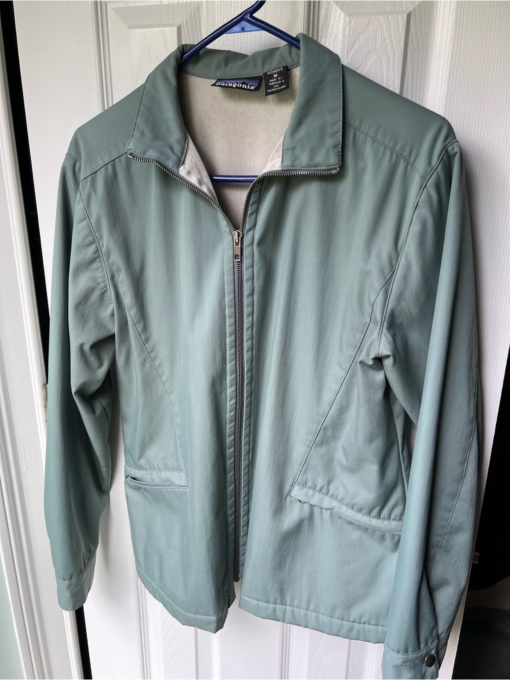 Patagonia Sage Green Lightweight Zip Jacket